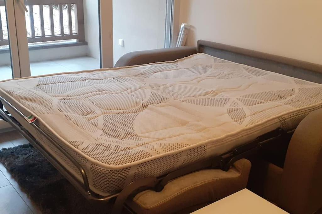 Apartment Sur Dans Neuve Proche Centre